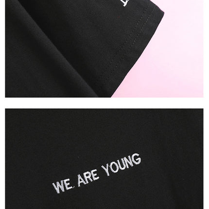 T-Shirt Unisex Minimal con Scritta